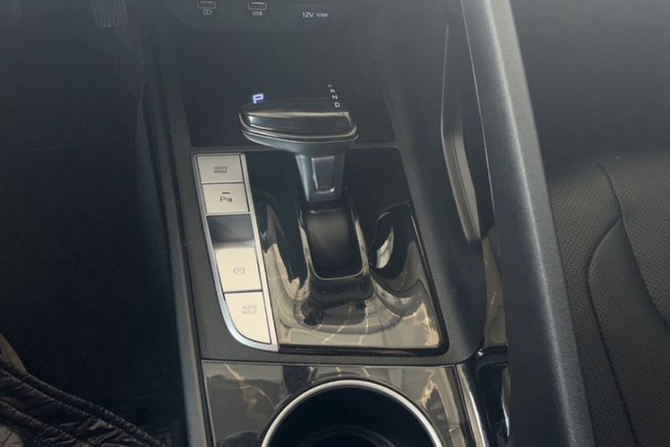 Used Hyundai Elantra 2022 1.5L CVT GLX Elite Edition