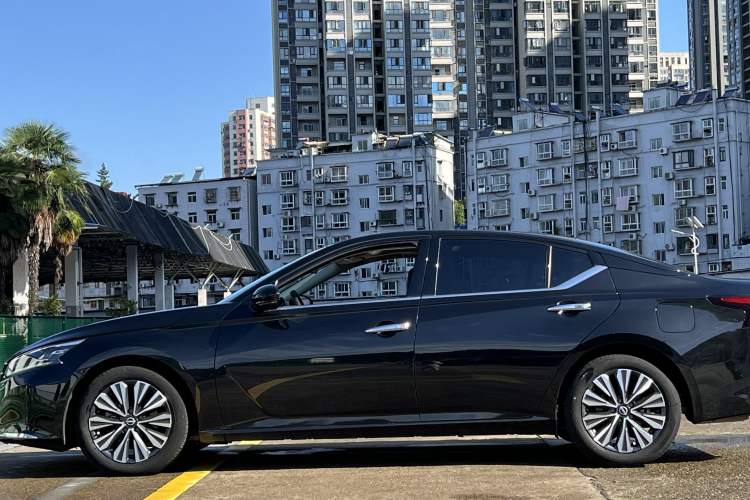 Used Nissan Teana 2022 2.0L XL-TLS Enjoyment Edition
