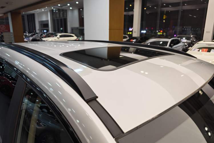 Used  E5 2023 1.5L DE-i 100KM Comfort Edition 7-Seater
