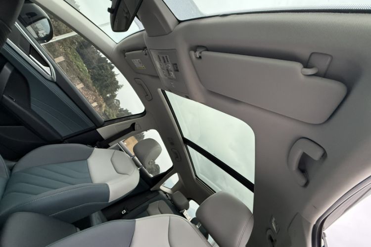 Used Volkswagen Tharu 2023 300TSI Two-Wheel-Drive Full Moon Edition