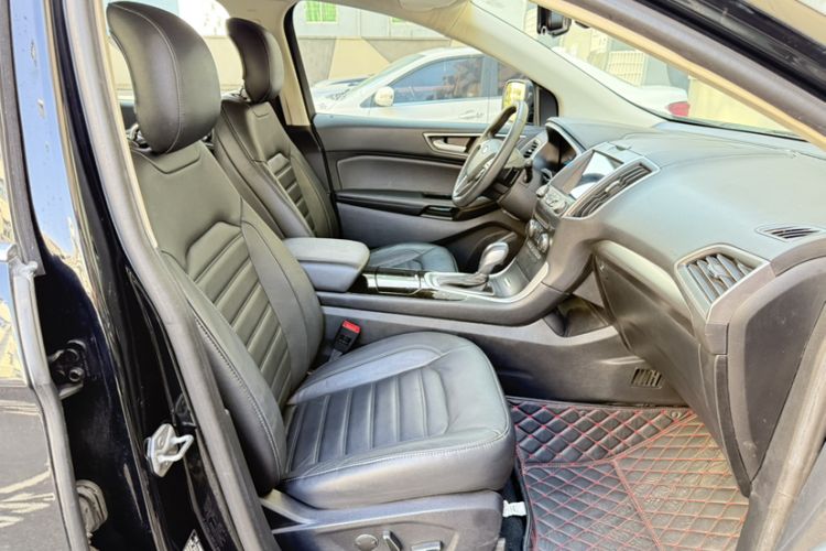 Used Ford Edge 2018 Facelifted EcoBoost 245 Two-Wheel Drive Platinum Edition 5 Seats China VI Standard
