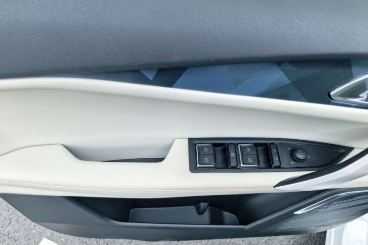 Used Lynk & Co 06 2020 1.5T YAO Halo
