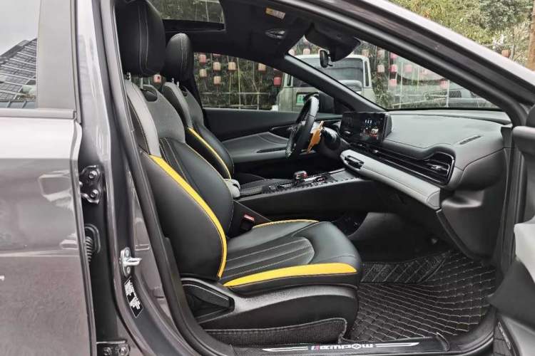 Used GAC Trumpchi EMPOW 2023 270T DCT J15 Version