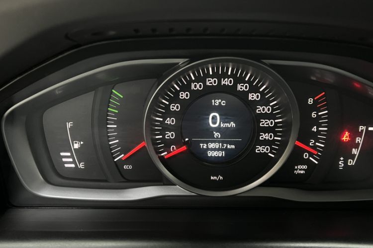 Used Volvo XC60 2017 T5 AWD Smart Upgrade Edition
