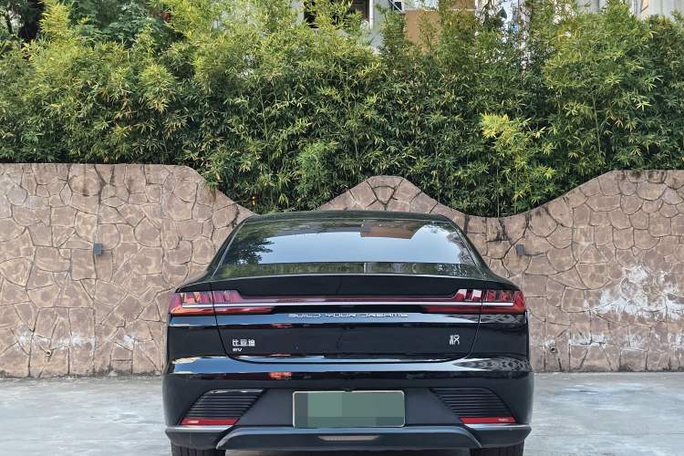 Used BYD Han 2020 EV Long-Range Deluxe Model
