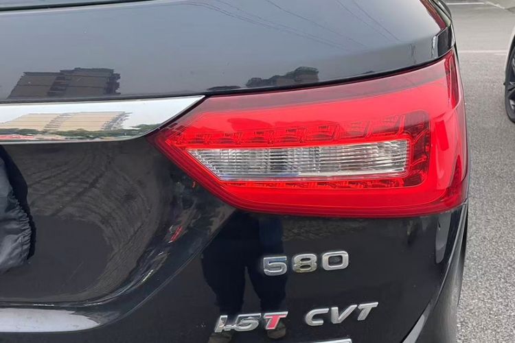 Used Dongfeng Fengon 580 2017 Revised Version 1.5T CVT Luxury Edition
