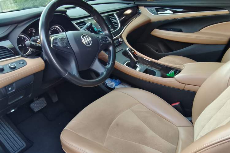 Used Buick LaCrosse 2018 28T Elite Edition
