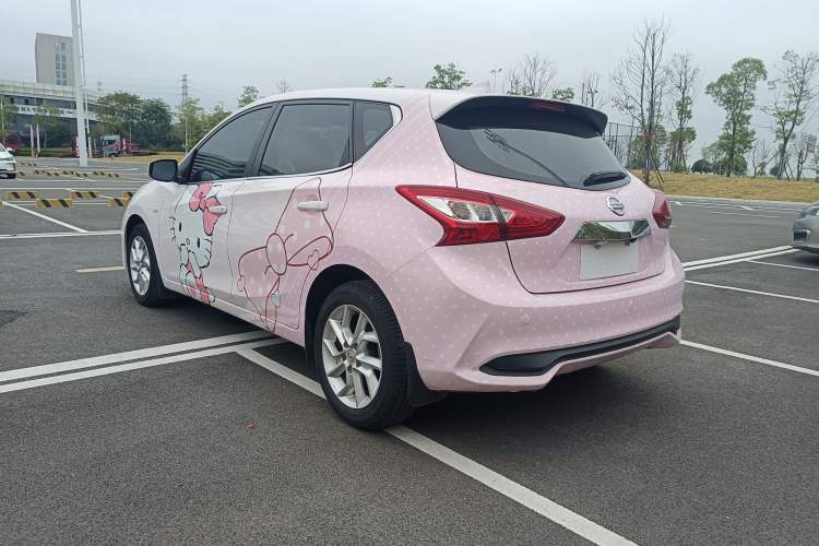 Used Nissan Tiida 2021 1.6L CVT Cool Edition
