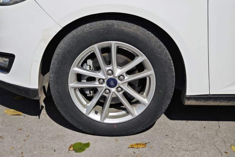 Used Ford Focus 2018 Sedan Classic EcoBoost 180 Automatic Elite Model