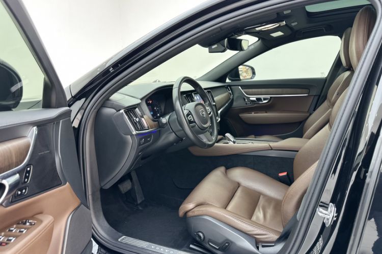 Used Volvo S90 2022 B5 Zhiyuan Luxury Edition