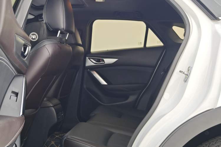 Used Mazda CX-4 2016 2.5L Automatic 4x4 Sky Blue Passion Edition
