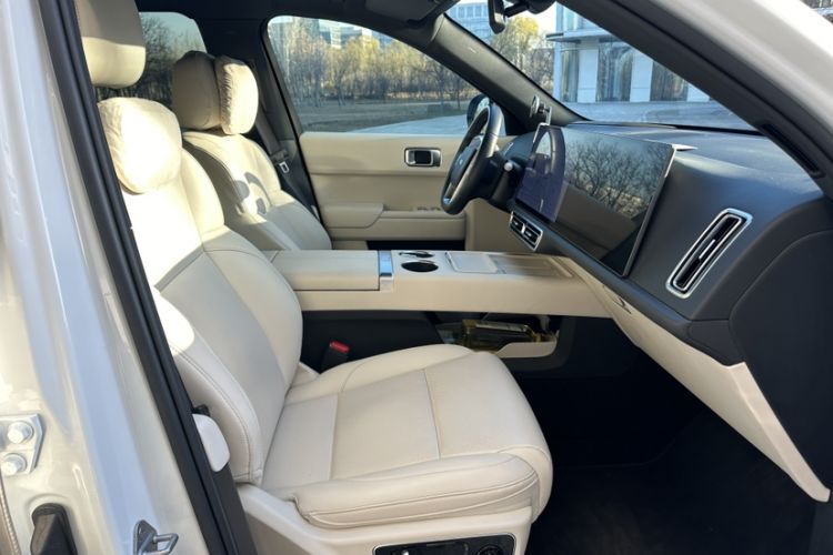 Used Li Auto L7 2024 Ultra Model
