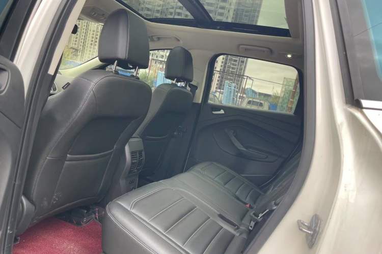 Used Ford Kuga 2019 EcoBoost 180 Two-Wheel-Drive Platinum Edition China VI Standard
