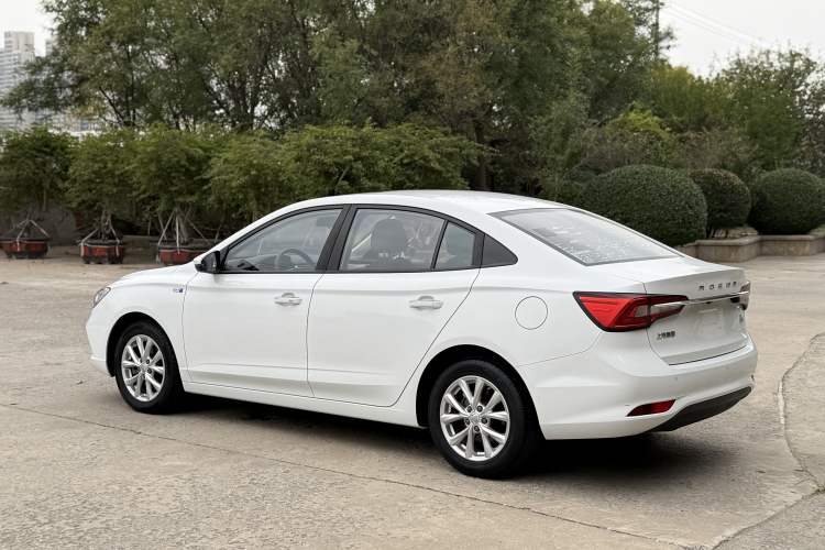 Used Roewe i5 2020 1.5L Automatic 4G Connected Linghao Edition
