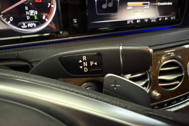 Used Mercedes-Benz S-Class 2014 S 400 L Luxury Model
