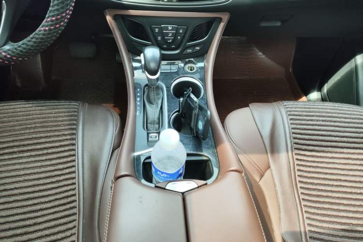 Used Buick Envision 2019 28T Four-Wheel Drive Elite Version China VI Standard
