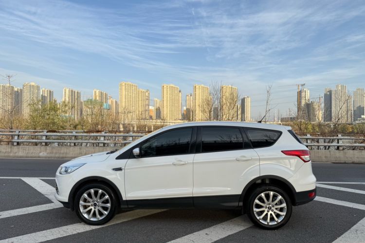 Used Ford Kuga 2015 1.5L GTDi Two-Wheel-Drive Comfort Model
