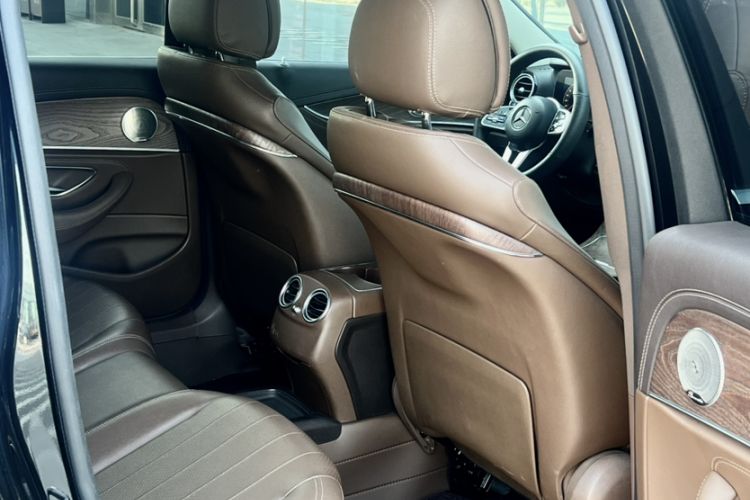 Used Mercedes-Benz E-Class 2019 E 260 L
