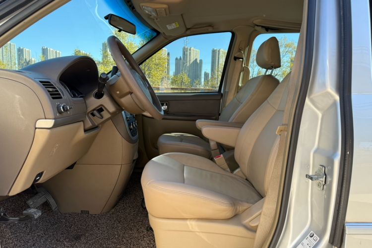 Used Buick GL8 2014 2.4L Classic Edition
