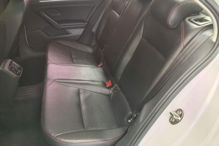 Used Volkswagen Lamando 2018 230TSI DSG Fashion Edition