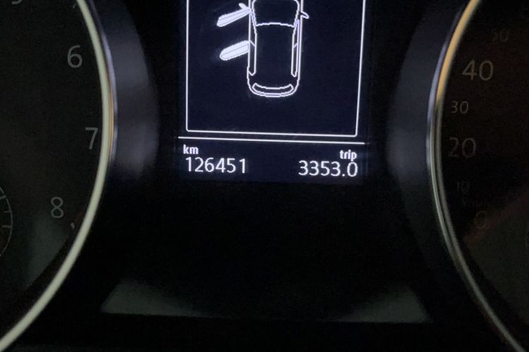 Used Volkswagen Golf 2016 230TSI Automatic Comfort Version
