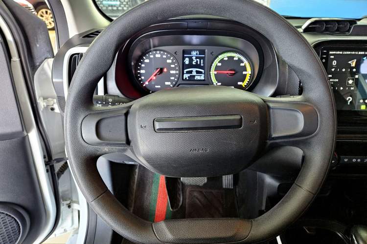 Used Roewe Clever 2022 311km QiQi BoBo Edition
