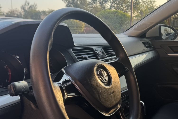 Used Volkswagen Lamando 2018 230TSI DSG Fashion Edition
