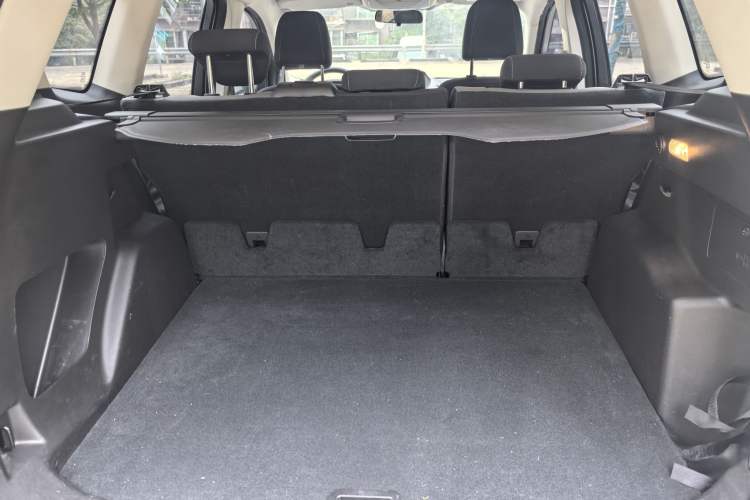 Used Ford Kuga 2015 1.5L GTDi Two-Wheel-Drive Comfort Model
