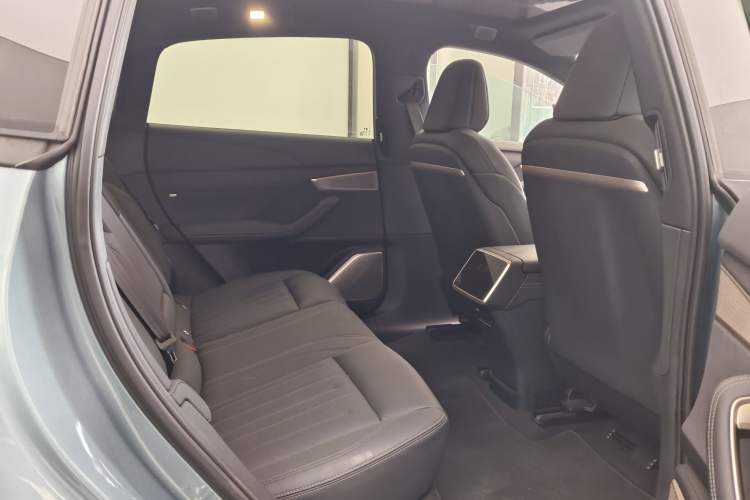 Used ONVO L60 2024 60 kWh All-Wheel Drive
