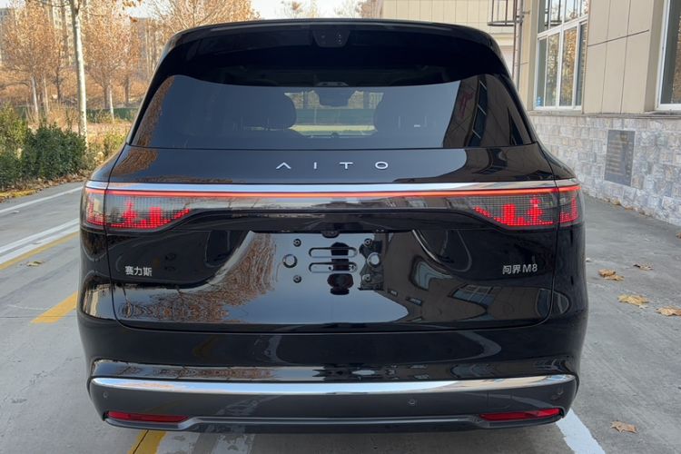 Used Hima AITO M8 2025 Extended-Range Ultra Version 53.4 kWh 6-Seater Edition