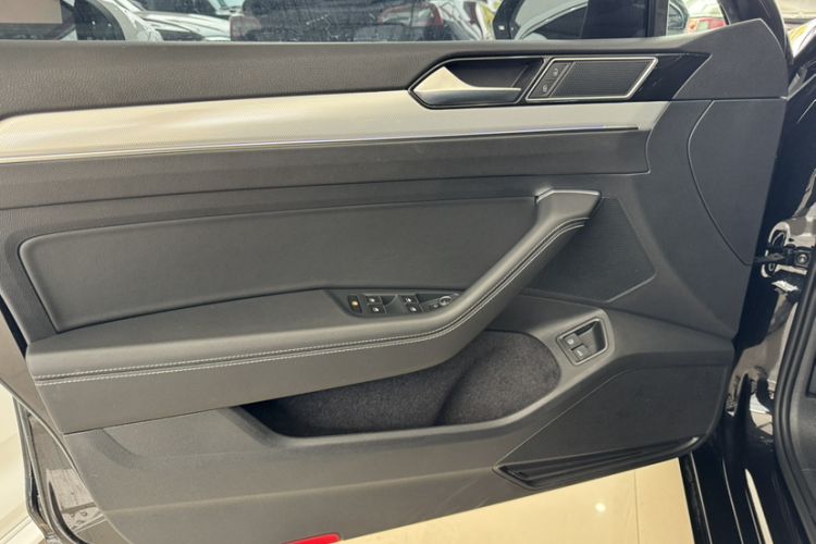 Used Volkswagen Magotan GTE Plug-in Hybrid 2022 GTE Luxury Model
