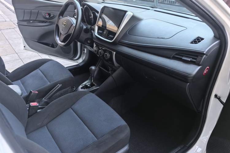 Used Toyota YARiS L 2019 1.5E CVT Dynamic Edition China VI compliant
