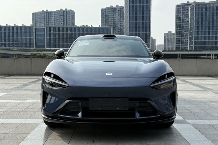 Used  YU7 2025 Ultra-Long Range High-Performance All-Wheel-Drive Max Edition
