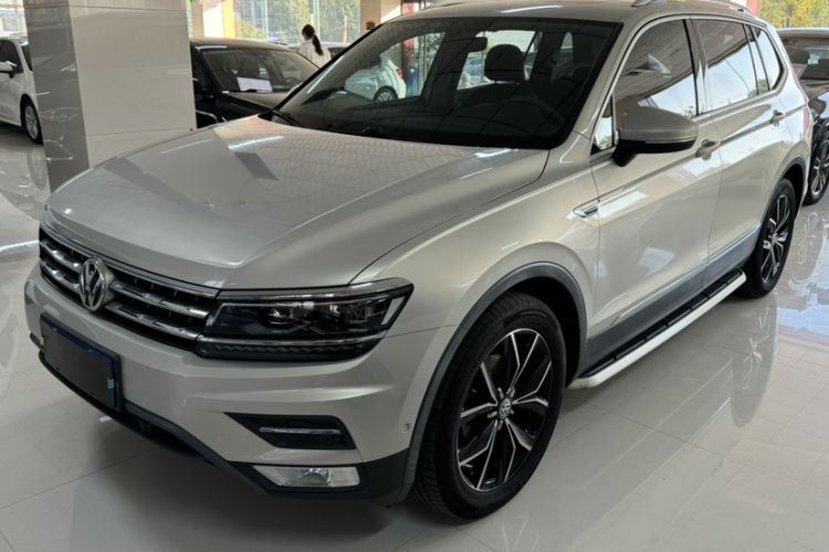 Used Volkswagen Tiguan L 2017 330TSI Automatic Two-Wheel Drive Flagship Edition
