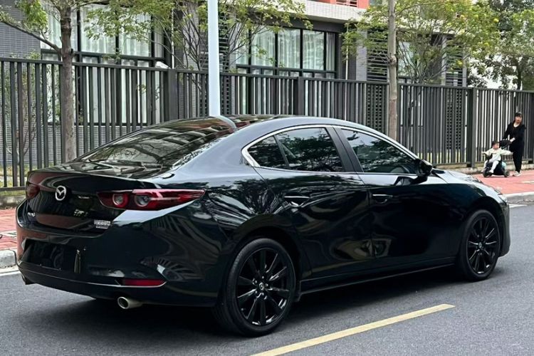 Used Mazda Mazda 3 Axela 2023 2.0L Automatic ZhiZhen Edition
