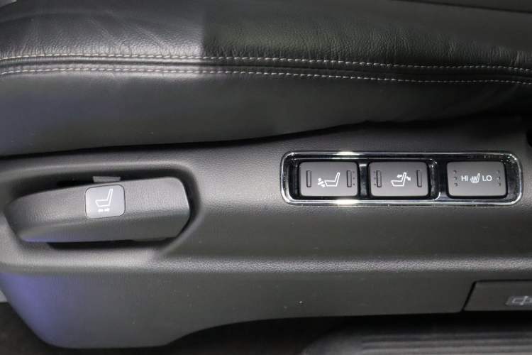 Used Honda Elysion 2019 2.0L Hybrid Supreme Edition
