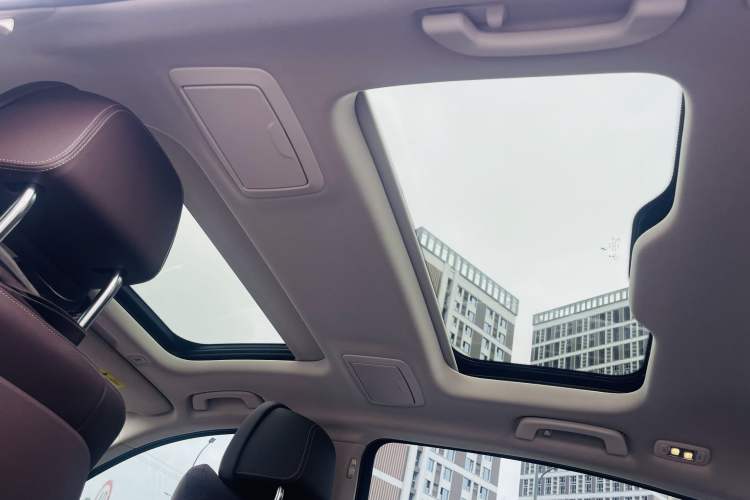 Used BMW 5 Series New Energy 2020 Mileage Upgrade Version 530Le Pioneer Edition
