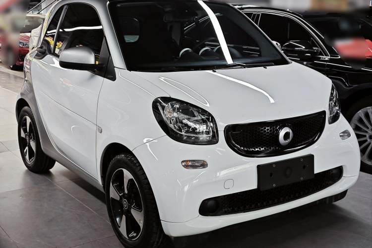 Used  fortwo 2018 1.0L 52kW Hardtop Passion Edition China V Standard
