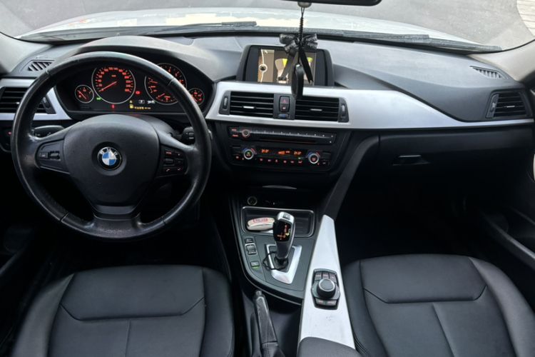 Used BMW 3 Series 2014 320Li Fashion Model
