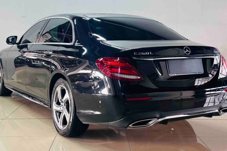 Used Mercedes-Benz E-Class 2019 E 200 L Sport 4MATIC