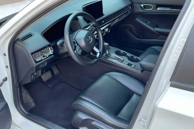 Used Honda Civic 2023 HATCHBACK 240TURBO CVT Zhiyue Edition