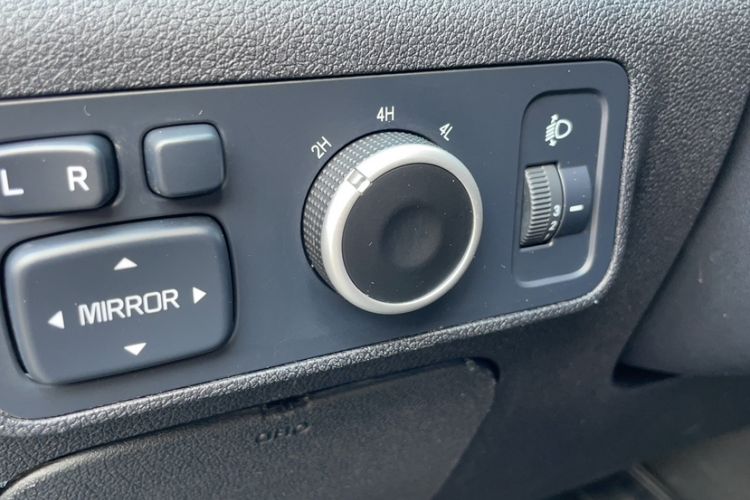 Used JMC Yuhu 7 2022 2.0T Manual Diesel 4x4 Comfort Version Standard Wheelbase
