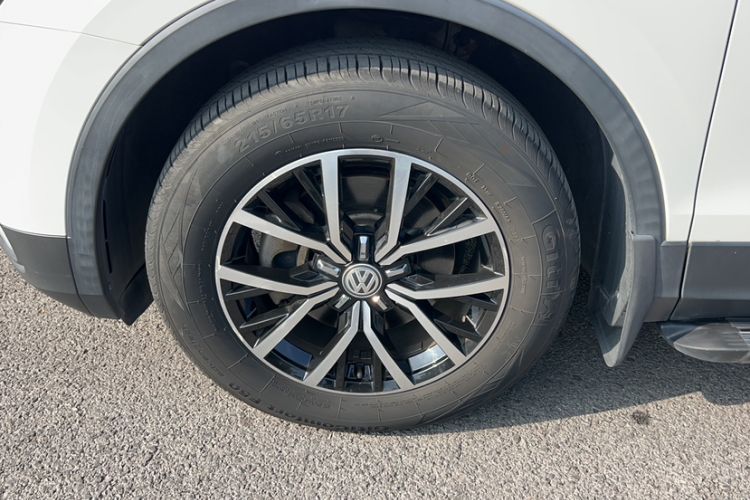 Used Volkswagen Tiguan L 2018 Facelift 330TSI Automatic Two-Wheel Drive Luxury Edition
