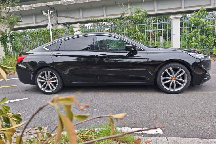 Used Hongqi H5 2018 30TD Smart Connect Dynamic Edition
