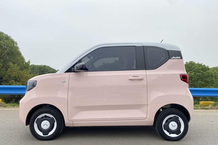 Used Wuling Hongguang MINIEV 2021 Macaron Fashion Model Lithium Iron Phosphate