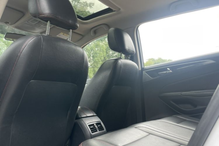 Used Changan CS75 2016 1.8T Automatic Elite Model China IV Standard
