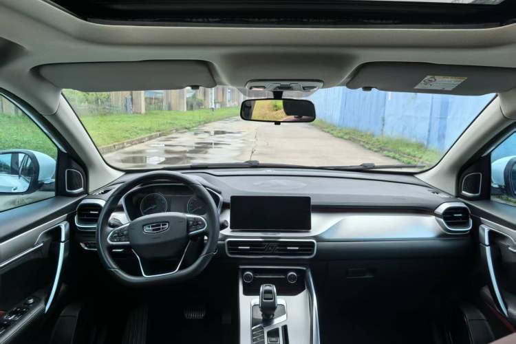 Used Geely Auto Coolray 2020 Facelift 240T DCT Hunter
