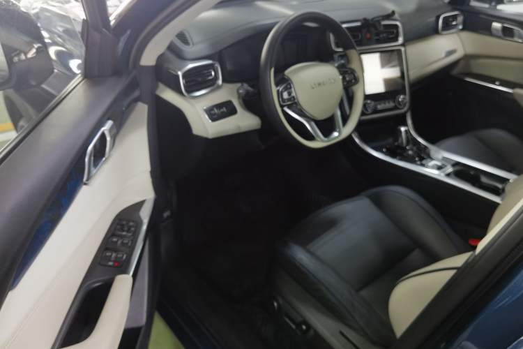 Used Lynk & Co 01 2017 2.0T Two-Wheel Drive Zhaopu Version
