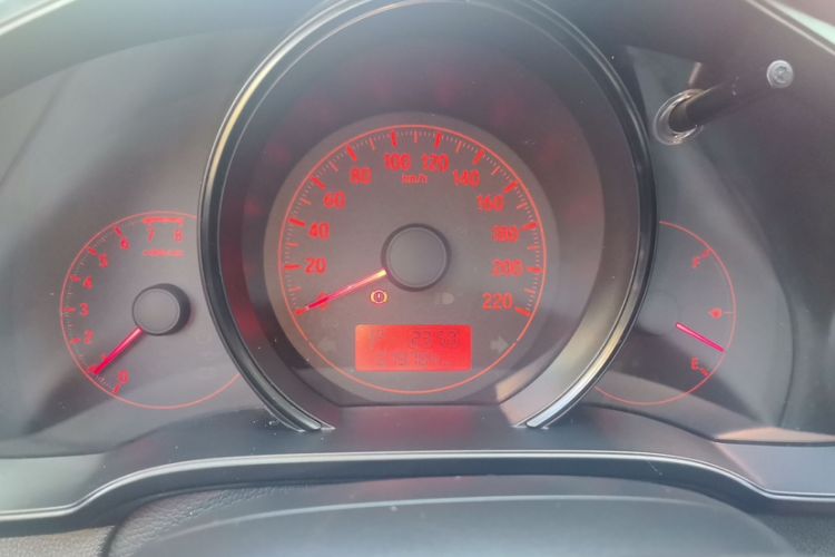 Used Honda Fit 2018 1.5L CVT Comfort Sunroof Version
