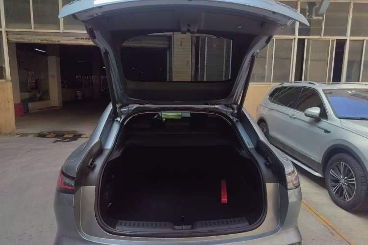 Used Baojun Enjoy 2025 All-Electric 600km Luxury Edition
